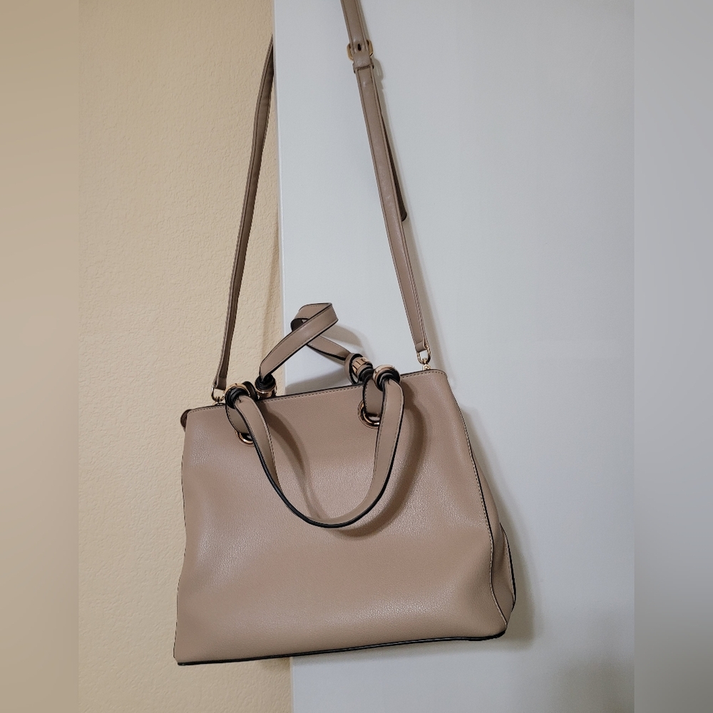 Crossbody bag for women